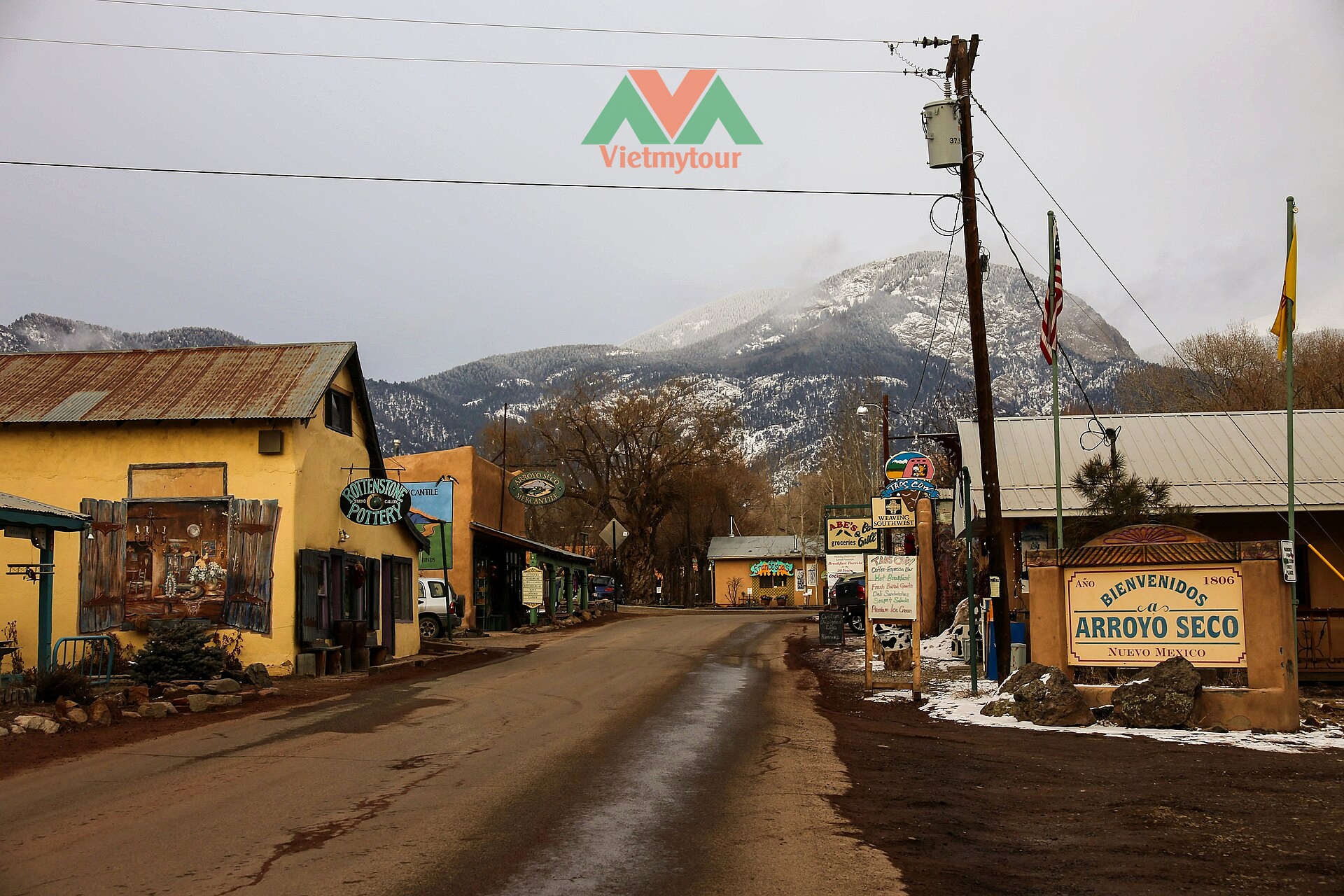 Làng cổ nghệ thuật Arroyo Seco Taos New Mexico