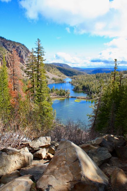Phong canh Mammoth Lakes California truoc khi vao trailhead