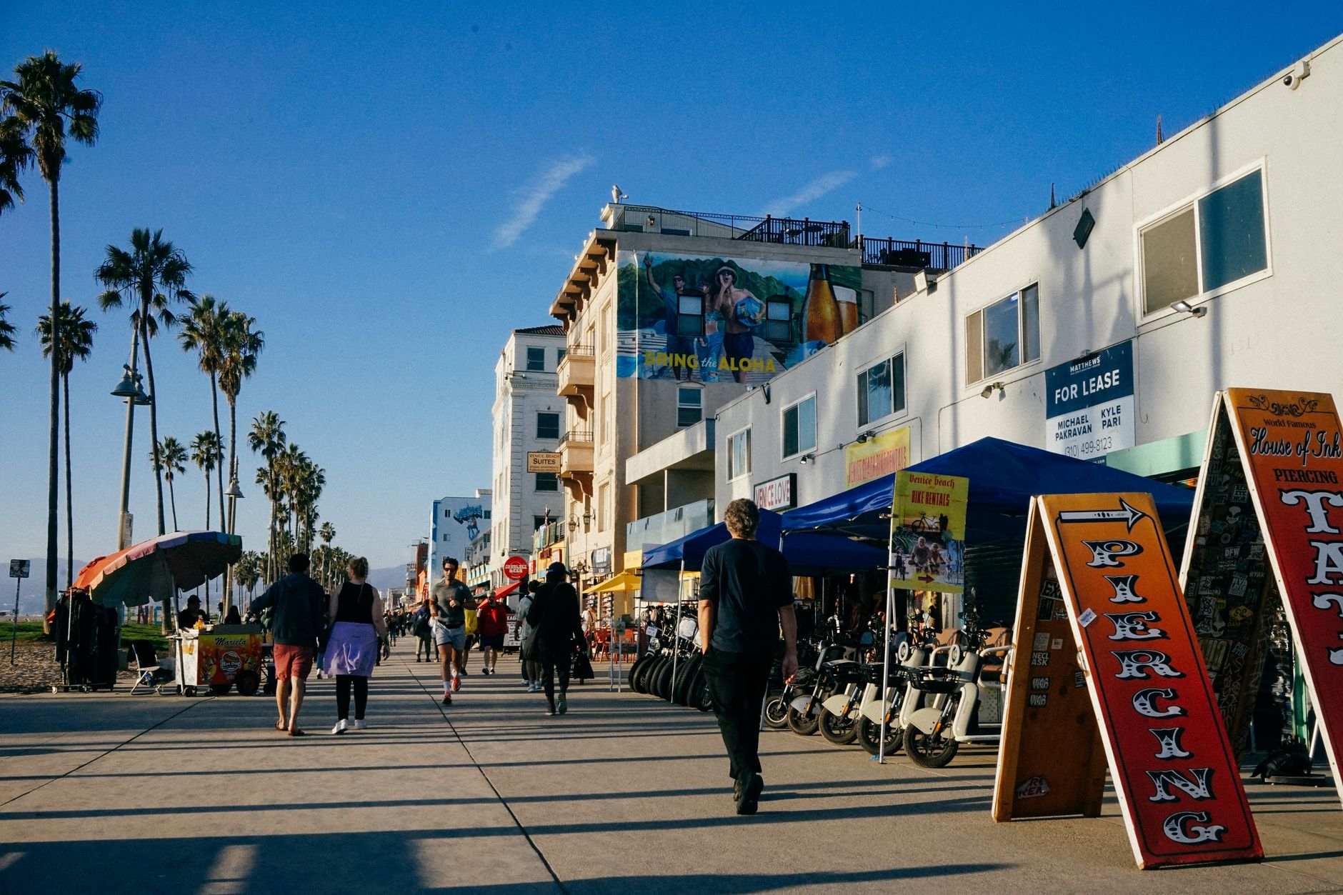 Bai bien Venice Beach Boardwalk Los Angeles California